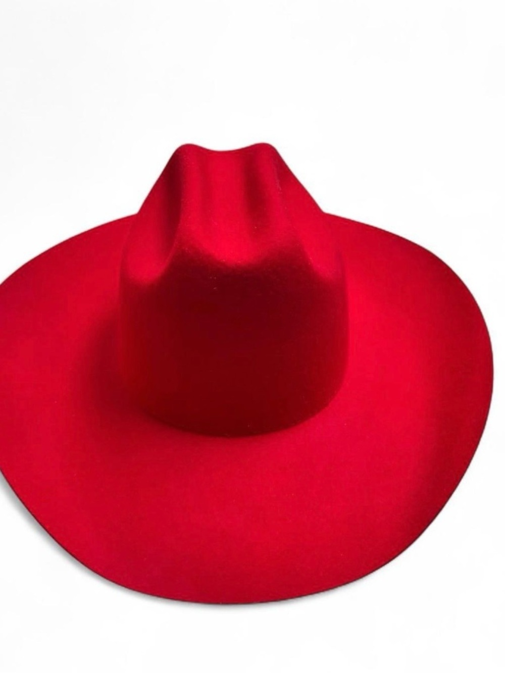 GIGI PIP red hat 100% Australia wool